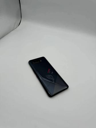 Asus Rog phone 5 16/256