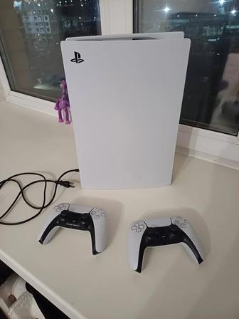 Продам Sony Playstation 5