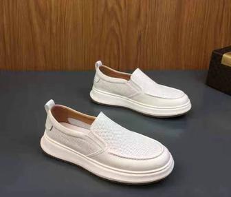 Продам летние мужские мокасины.