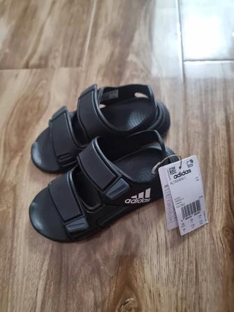 Сандалии Adidas