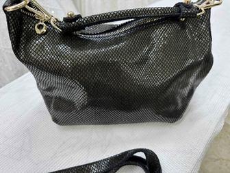 Сумочка замшевая и в мир и в пир классная новая