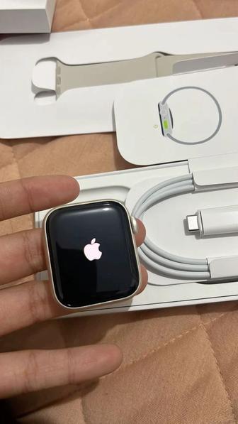 Apple Watch  44mm