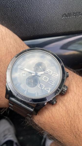 Продам часы dizzel- в оригинале .