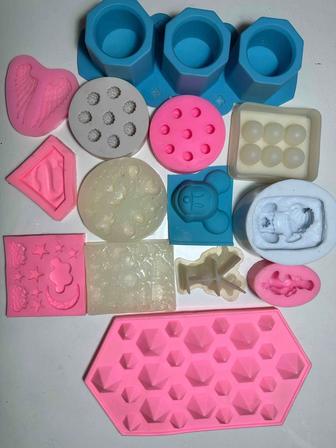 Молды для гипса и свечей
