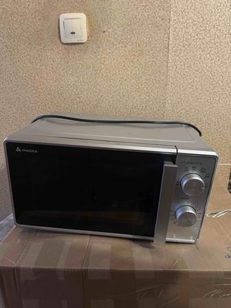 Продам Микроволновку Magna