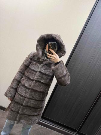 Шуба из натурального меха нутрии