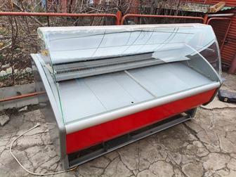 Продам холодильную витрину