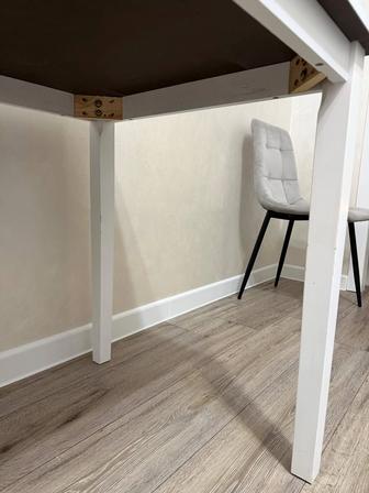 Стол для кухни