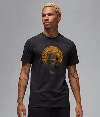 Продам футболку брендовую Nike Jordan. Размер S ,цвет серый