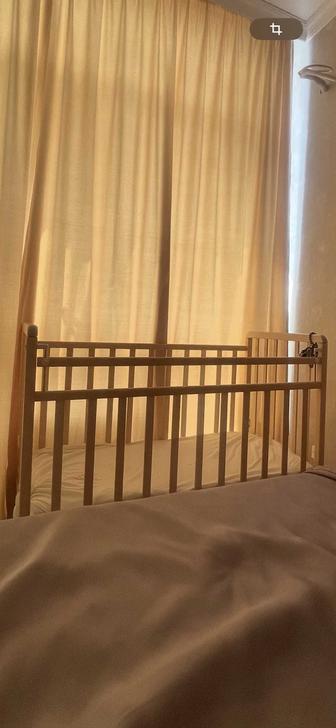 Продам кроватку, снизу тумба и матрас ортопедический отдельно покупали