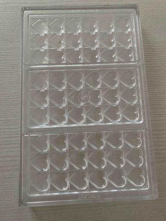Продам формы для изготовления шоколадных конфет и шоколадных плиток