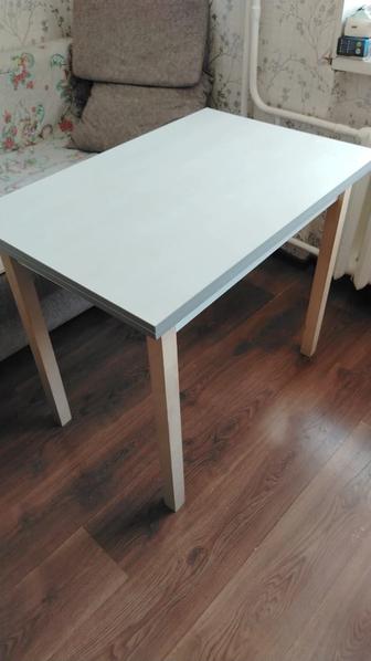 Продаю стол