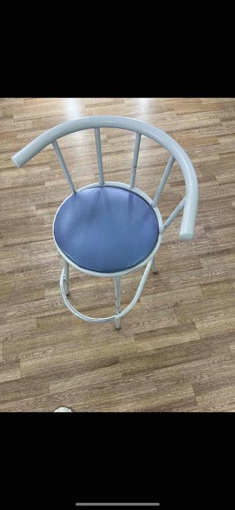 Барный стул б/у