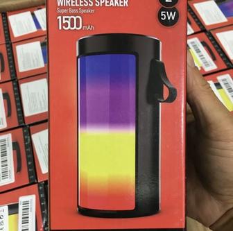 Яркая беспроводная bluetooth-колонка с LED-подсветкой ZQS1201