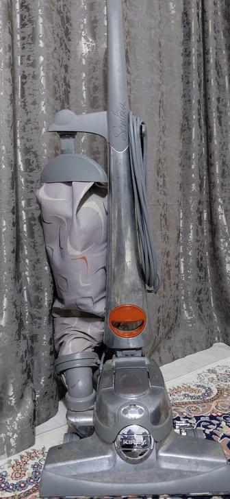В отличном состоянии пылесос Kerbi