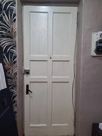 Отдам входную дверь