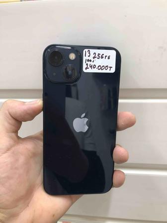 Айфон 13 256GB пользовались 3 недели емкость 100%