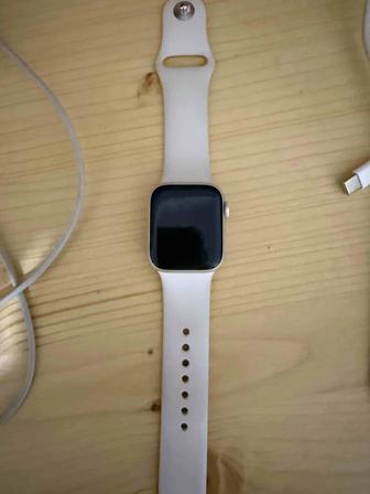 Часы Apple Watch SE 40mm