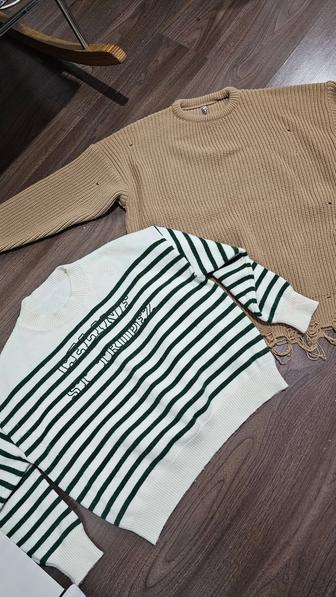 Две кофты комплект 3500 тг