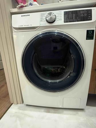 Продам стиральную машину