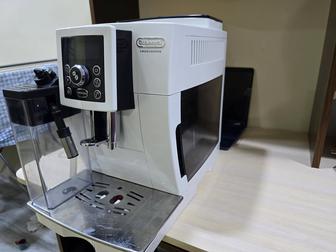 Кофемашина Delonghi ECAM23.460.W