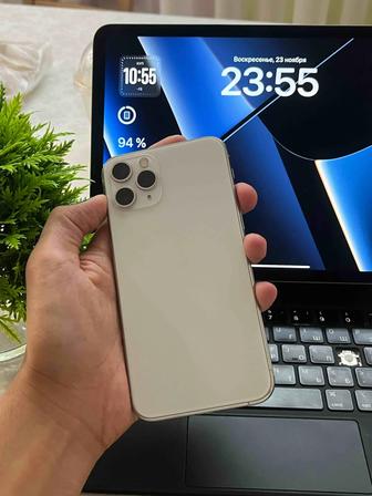 Телефон iPhone 11 Pro