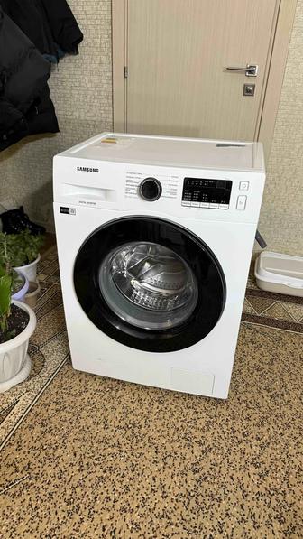 Продам стиральную машину