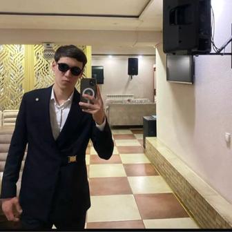 Официант