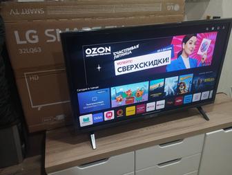 Телевизор LG Смарт 82 см