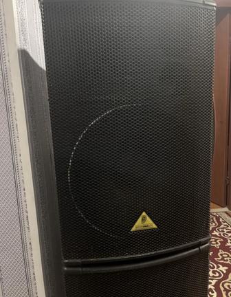 Колонки Behringer