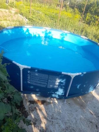 Продам почти новый бассейн