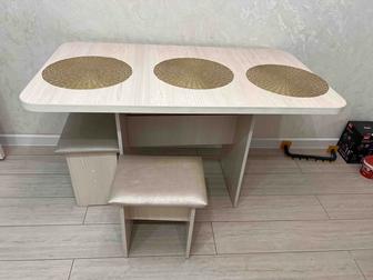 Продам стол и 6 стульев