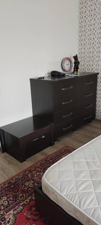 Продам спальный гарнитур б/у