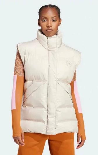 Жилет Adidas by Stella Mccartney
