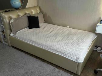 продам кровать две