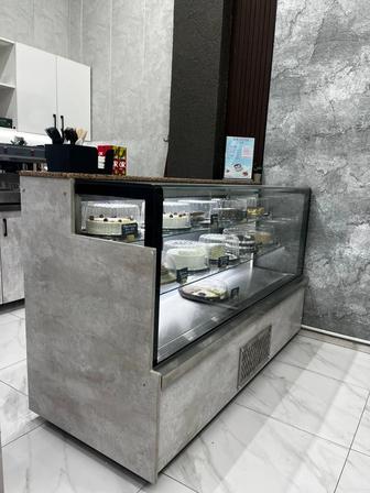 Холодильник Ветринный