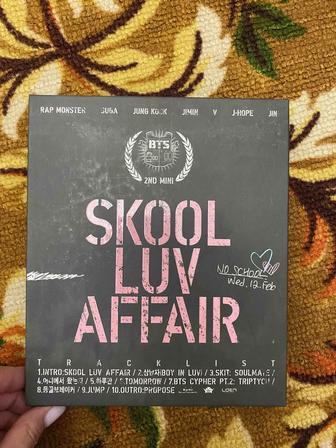 Альбом BTS-skool luv affair