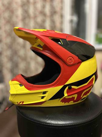 Шлем Fox Racing V1 Mako