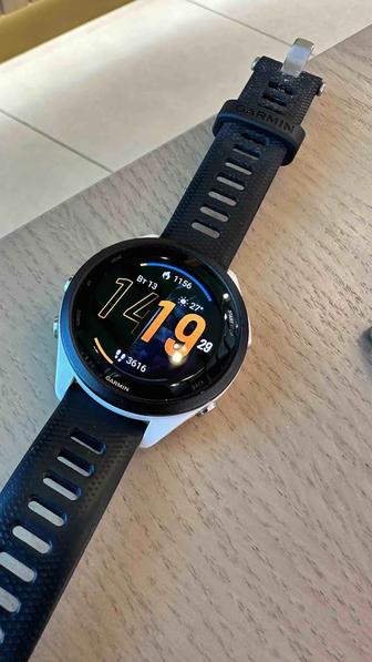 Garmin forerunner 265S Белый
