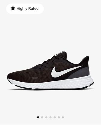 Продам кроссовки Nike revolution unisex