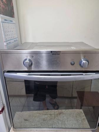 Продам духовой шкаф на газе электричество)варочную поверхность газовая.