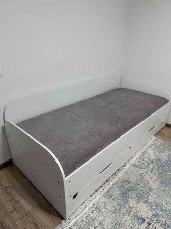 Продам кровать