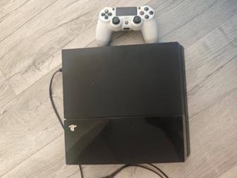 Продаю Playstation 4