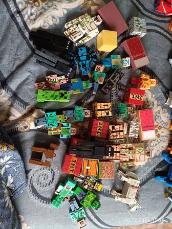Игрушки Майн Крафт продам