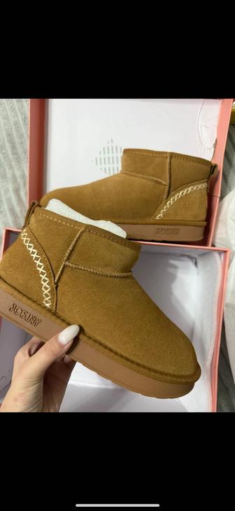 Продам угги женскую обувь