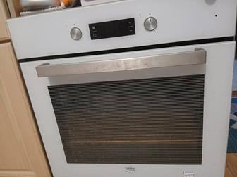 Продам электрический духовой шкаф