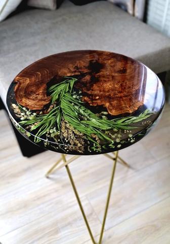 Стол журнальный