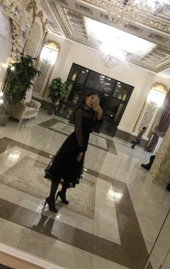 Продам красивое платье в длине миди