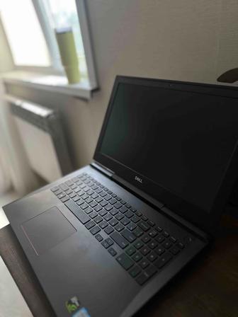 Ноутбук Dell Inspiron 15-7577 (GTX 1050 Ti, i7-7700HQ)