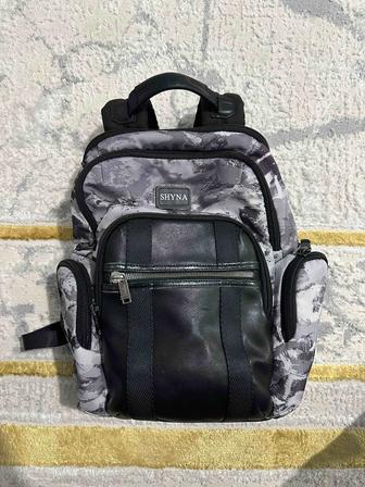 Продам TUMIоригинал 100%